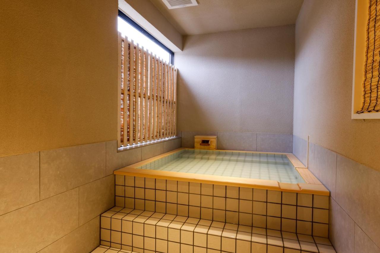 Hokuriku Yamashiro Onsen Hotel Kikyou Кага Екстериор снимка