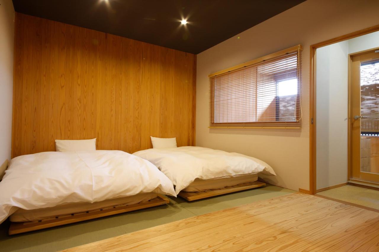 Hokuriku Yamashiro Onsen Hotel Kikyou Кага Екстериор снимка