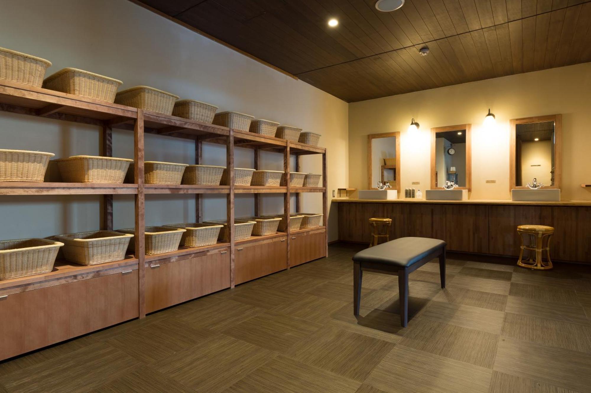 Hokuriku Yamashiro Onsen Hotel Kikyou Кага Екстериор снимка