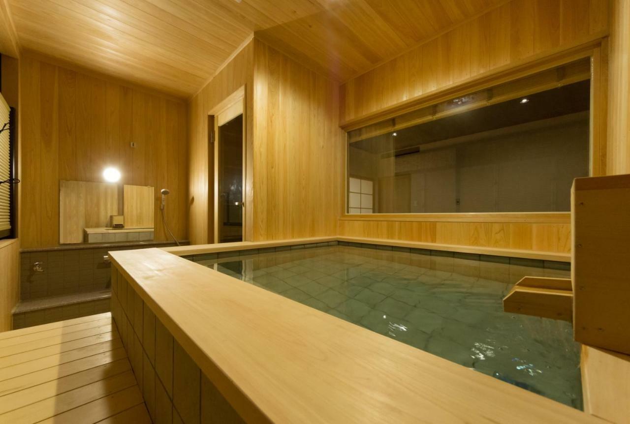 Hokuriku Yamashiro Onsen Hotel Kikyou Кага Екстериор снимка